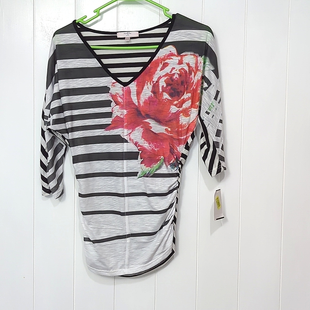 ❤️5/$25 🌟NWT Moa Moa Girls top